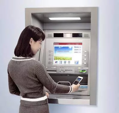 招行ATM支持Apple Pay取款