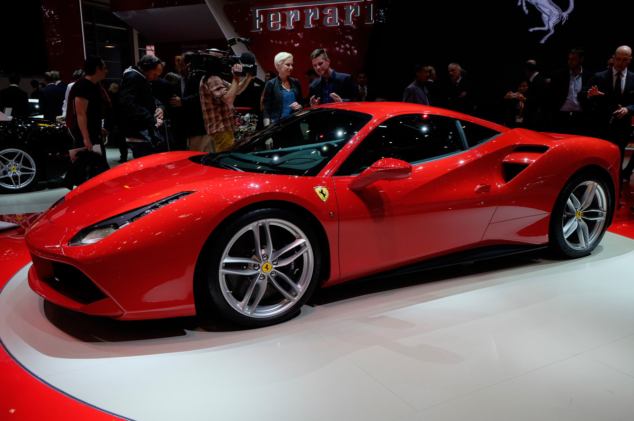 2016 Ferrari 488 GTB Features Turbocharging, 660 Horsepower 2016 Ferrari 488 GTB Features Turbocharging, 660 Horsepower