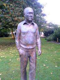 Statue of Fred Hoyle