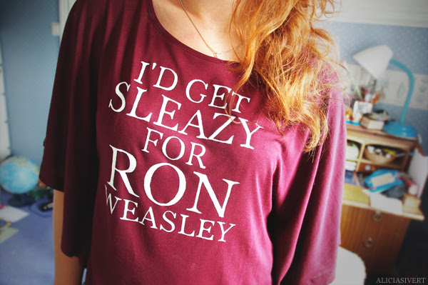 aliciasivert alicia sivertsson harry potter j k rowling i'd get sleazy for ron weasley homemade t-shirt