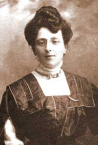 L.M. Montgomery in her 30s