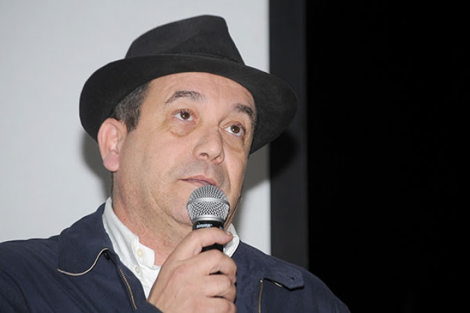 لا بد من عرض فيلم «البئر» في أمريكا بسرعة