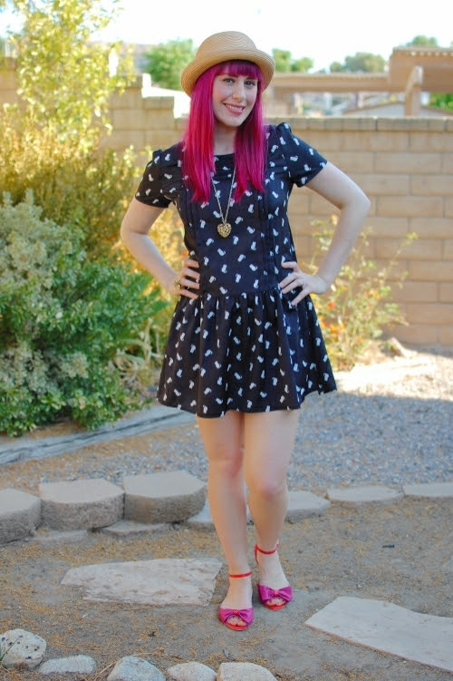 catdress2