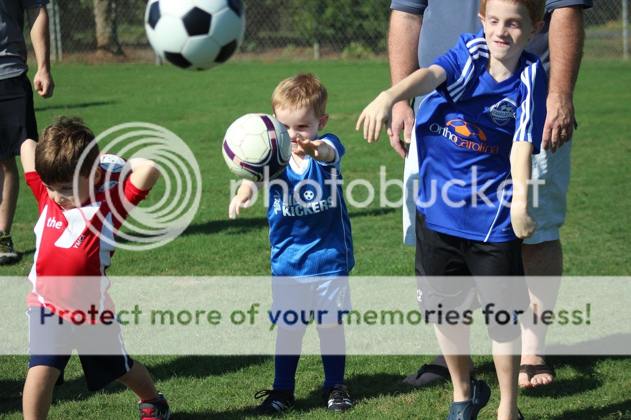 photo soccer23_zps8152d55d.jpg