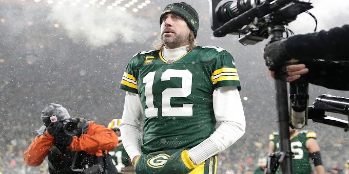 Green Bay Packers' loss starts the clock on resolving quarterback Aaron Rodgers' future