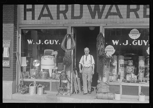 Hardware store, Marion, Ohio