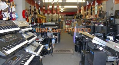 Scule electrice: Music instrument store