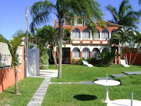 La Alhambra Apart Hotel