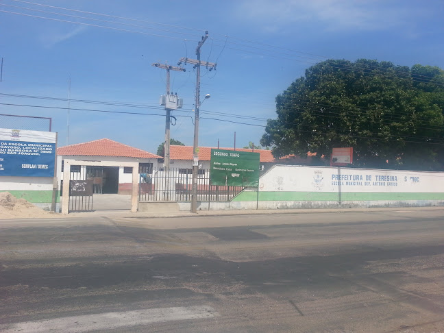 E.M. Deputado Antonio Gayoso - Teresina