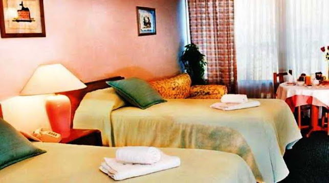 Horarios de Hotel Embajador