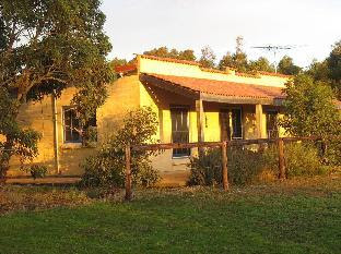 Dee's Villa Bed & Breakfast Wattle Flat