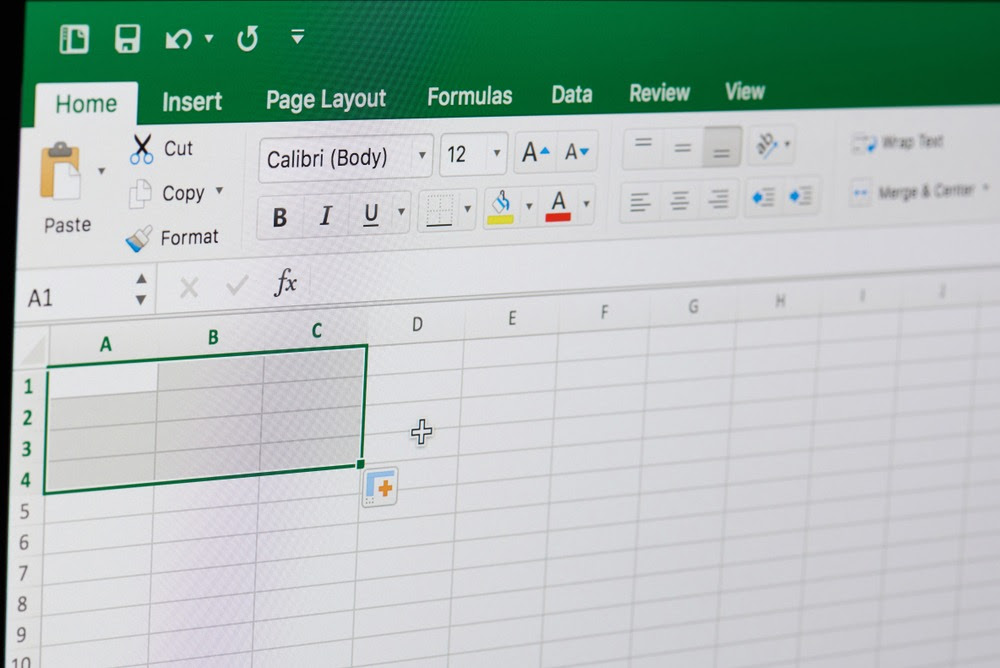 Quản lý bằng excel bảo mật không hiệu quả, dễ sai sót