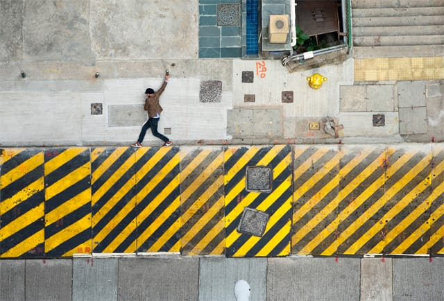 Photographer Christian Åslund Turns the Streets of Hong Kong into a 2D Video Game Photographer Christian Åslund Turns the Streets of Hong Kong into a 2D Video Game video games urban Hong Kong advertising