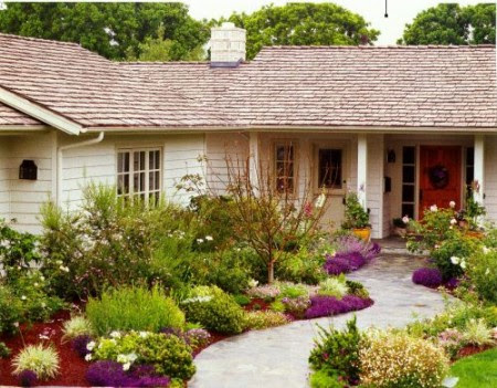 Featured image of post Front Yard Garden Ideas No Grass : Try defining the path with rocks.