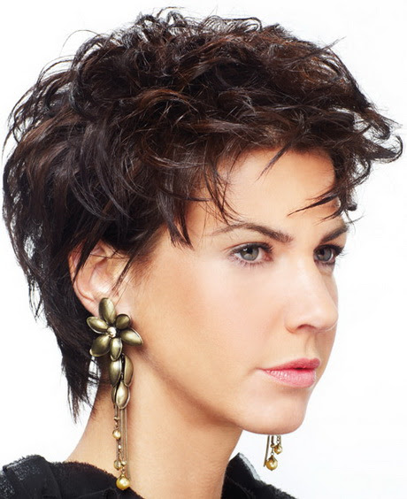 Amazing Style 46 Hairstyle For Short Curly Hair With Round Face