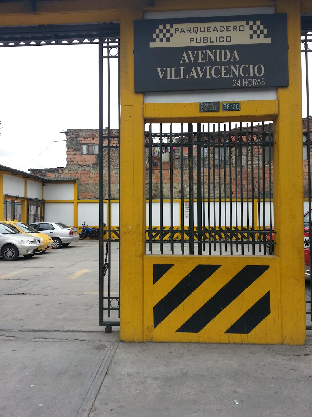 parqueadero publico av villavicencioo