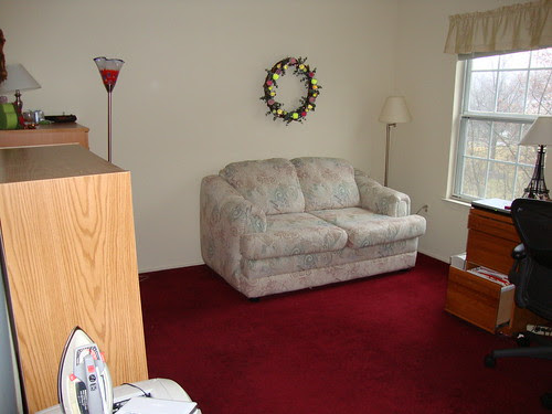 furniture still there....