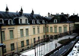 MONTBARD