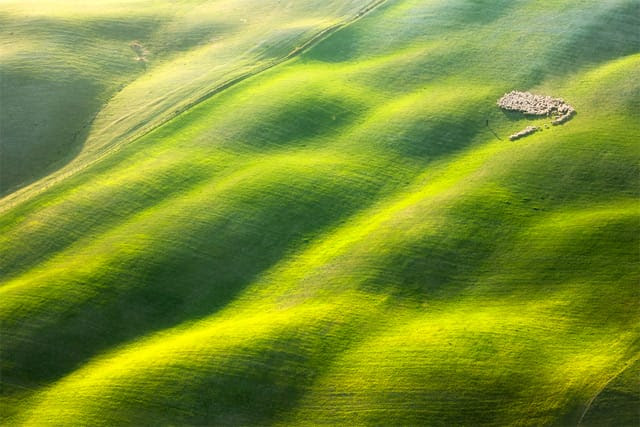 Idyllic Photographs of the Tuscan and Moravian Landscapes by Marcin Sobas Idyllic Photographs of the Tuscan and Moravian Landscapes by Marcin Sobas Tuscany landscapes Italy