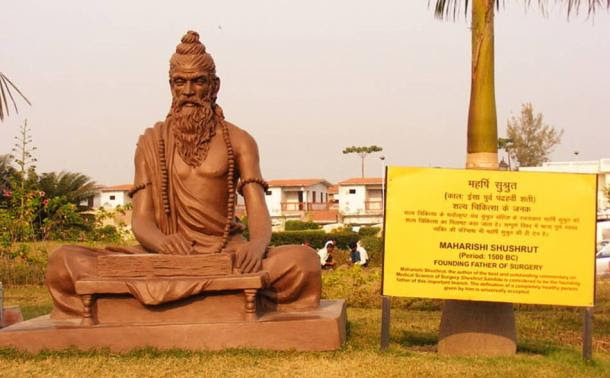 A statue dedicated to Sushruta at the Patanjali Yogpeeth institute in Haridwar