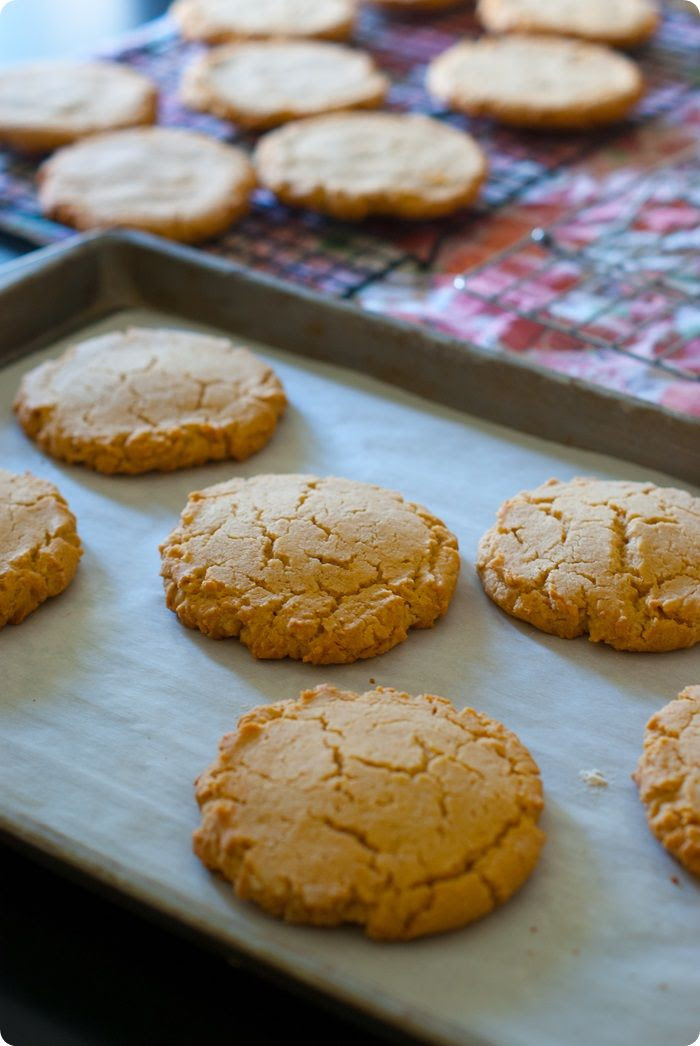 big, beautiful, peanut butter cookies from @bakeat350