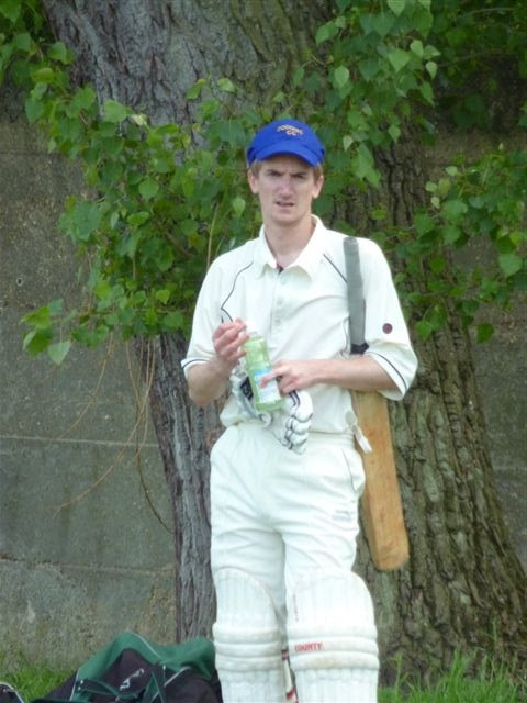 Dodgers Cricket Club v Weasels 2 June 2010