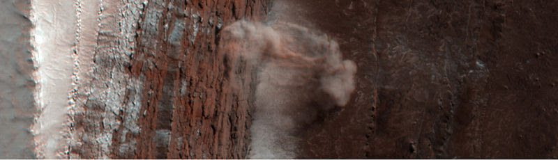 File:Avalanche on Mars February 19th 2008 02.jpg
