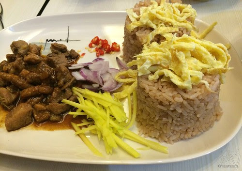 Dusadee Thai