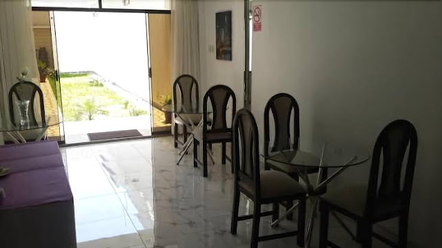 Paraguay 309-313, Trujillo 13008, Perú