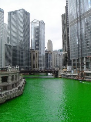 chicago_river_green