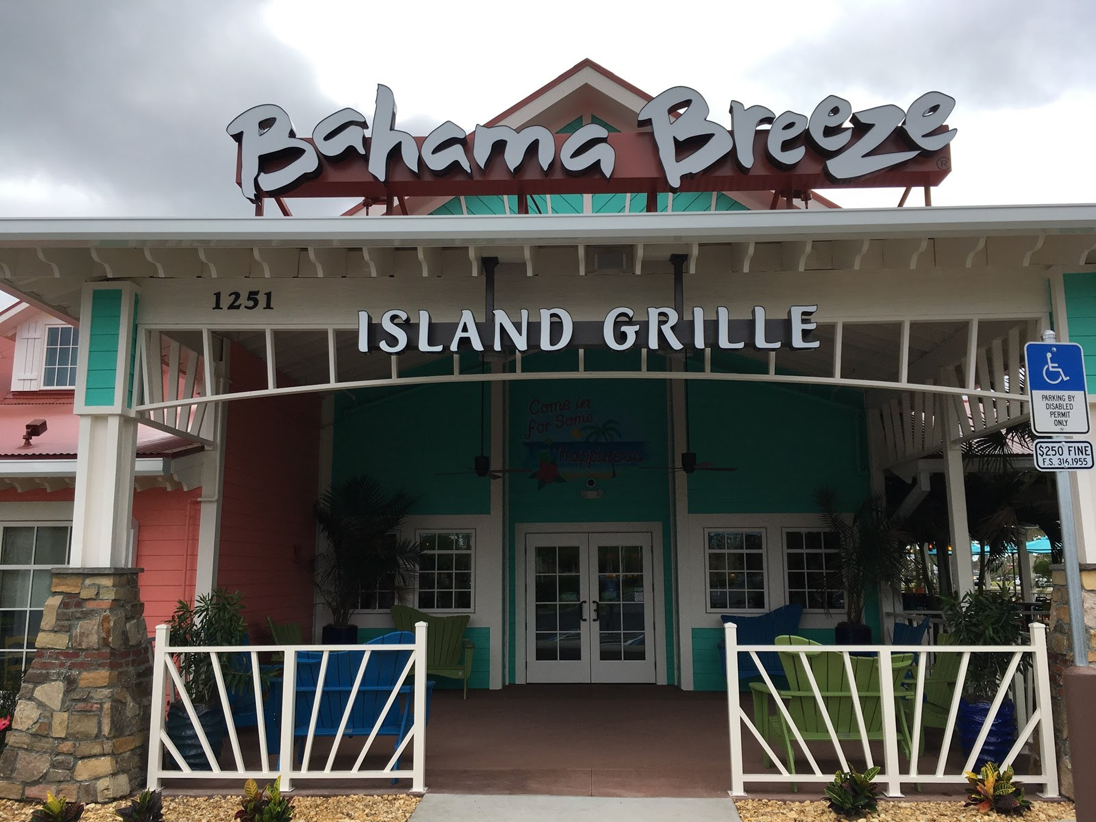 Bahama Breeze Town Center - huntandgatherdesigns