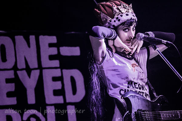 Kimberly Freeman, guitar and vocals, One-Eyed Doll, Orangevale, CA