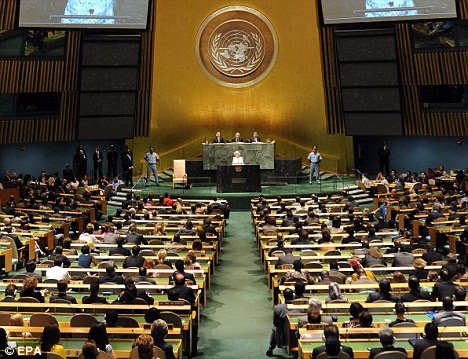 Estallido: Libia fueron reintegrados únicamente a la de 47 naciones de las Naciones Unidas Consejo de Derechos Humanos en noviembre. Es independiente de la Asamblea General