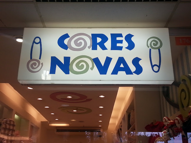 Horário de funcionamento de Cores Novas