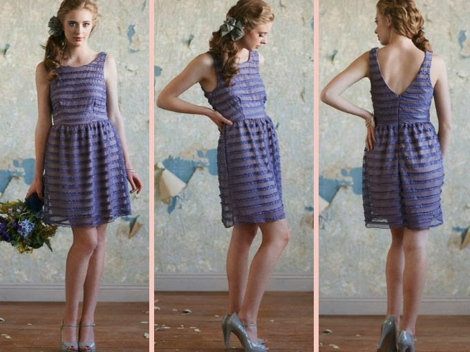 Vestido con transparencia en color lavanda. Úsalo con unos zapatos peep-toe y deja que tu espalda se vea, recogiendo tu cabello en un moño al cuello.