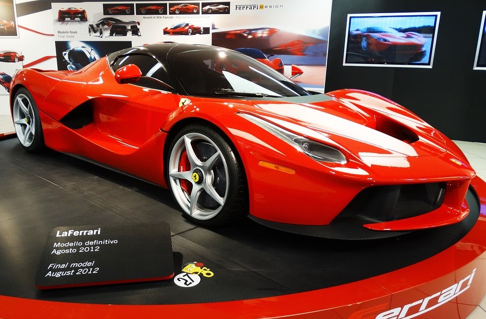 Gambar Mobil Ferrari  Warna  Merah  Galeri Mobil
