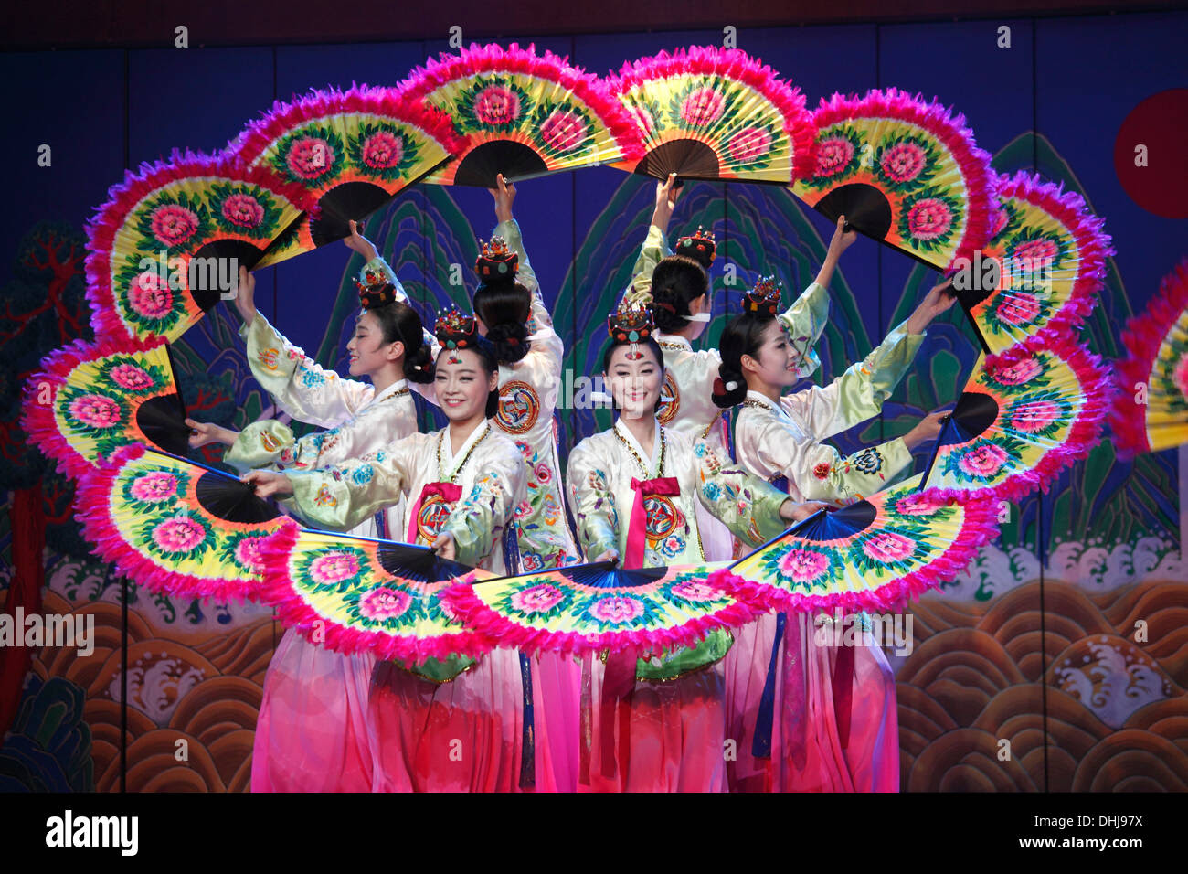 Traditional Korean Fan Dance Music Mp3 Download - Shila Journal