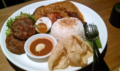 Ayam Percik and Salted Egg with Nasi Ulam (RM19.90)