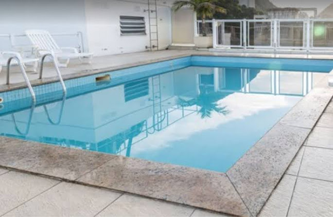https://www.booking.com/hotel/br/atlantico-copacabana.xb.html?aid=2386243&no_rooms=1&group_adults=2&label=atlanticocopa
