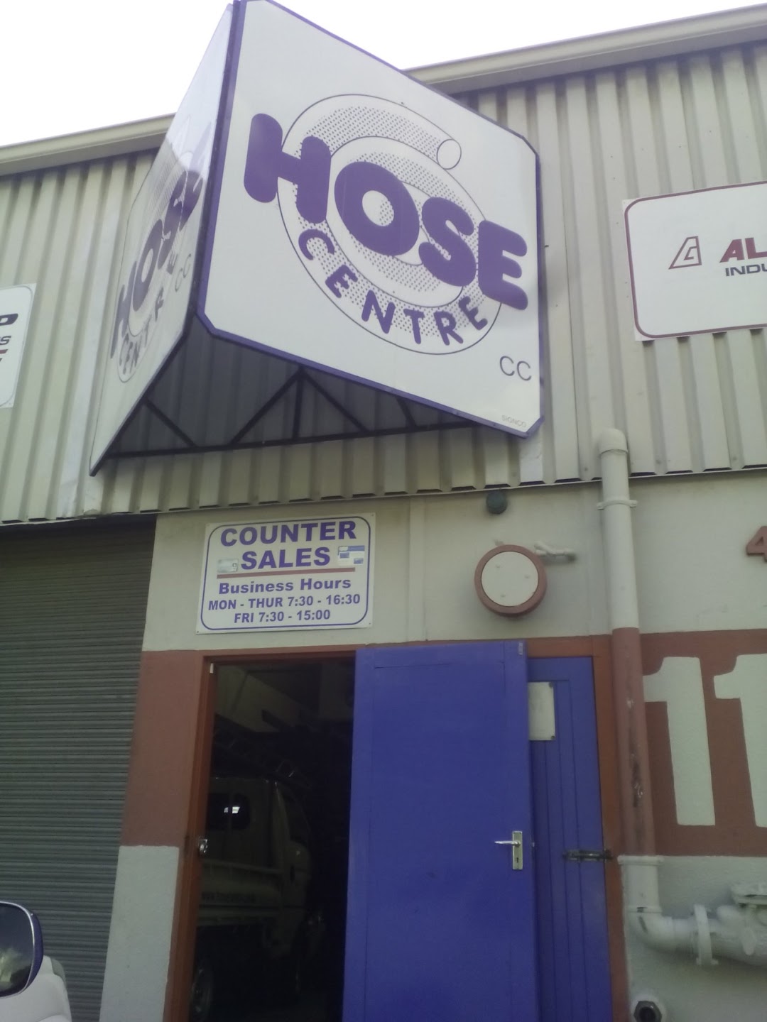 Hose Centre