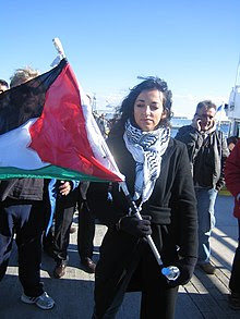 Huwaida Arraf, departure of Spirit of Humanity.jpg