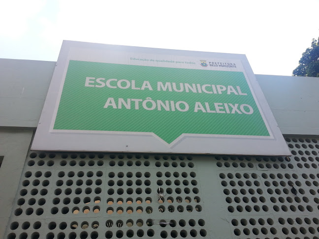 Avaliações sobre Escola Municipal Professor Daniel Alvarenga em Belo Horizonte - Escola