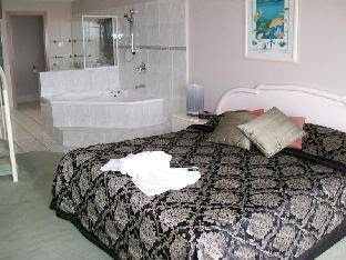 Riviere on Golden Beach Apartment Sunshine Coast