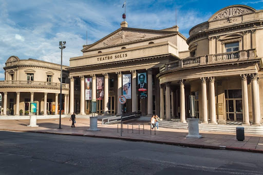 Solís Theatre
