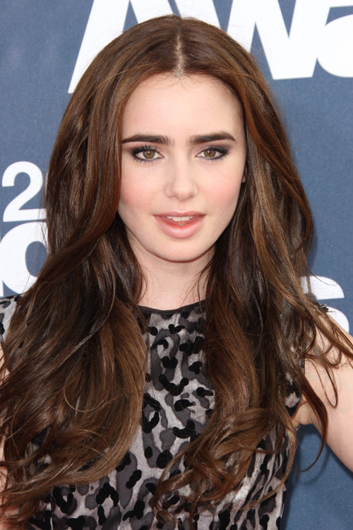 http://stealherstyle.net/wp-content/uploads/2013/01/lily-collins-hair-3.jpg