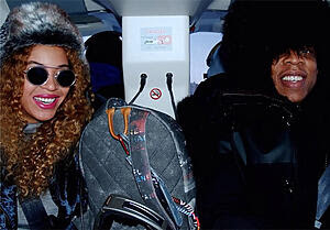 No frio! Beyoncé e Jay Z passam férias na Islândia No frio! Beyoncé e Jay Z passam férias na Islândia