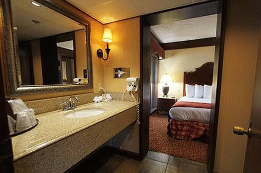 Hotel «Lake Barkley State Resort Park», reviews and photos, 3500 State Park Rd, Cadiz, KY 42211, USA