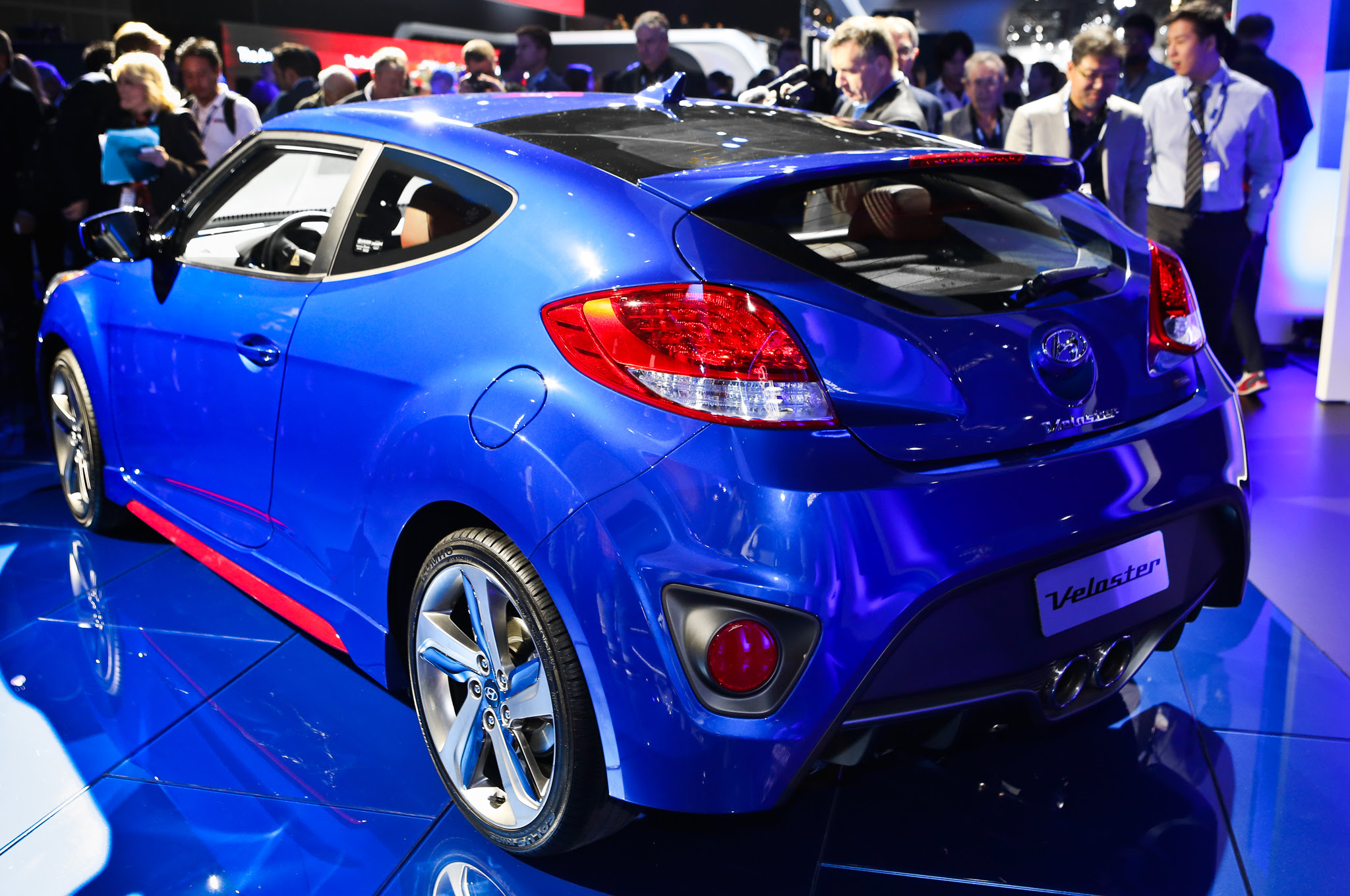 Hyundai Veloster 2014 двери