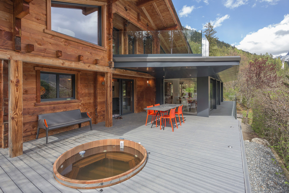 chevallier architectes chalet soleya coupeau les houches france designboom