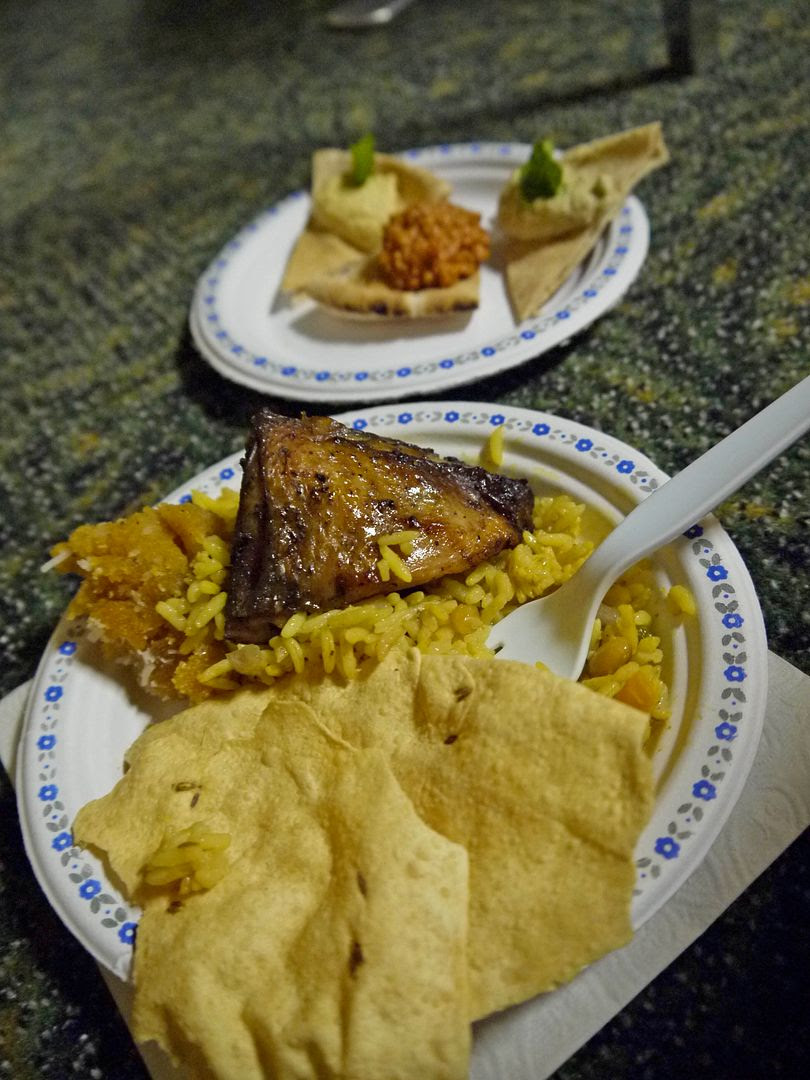 2012.03.21, Some Nepali rice and poppadoms, Jamaican chicken and Lebanese hummus with babaghanoush! Life is goooooood!